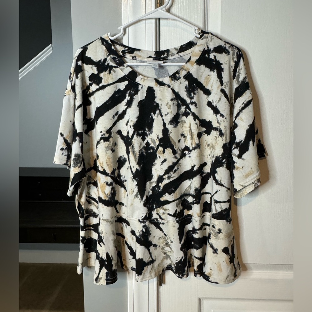 Lularoe June shirt, size xl, black & tan design